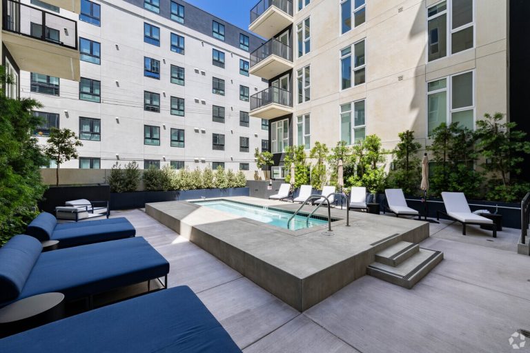 Why Kara Apartments is the Ideal Choice for Young Professionals in Koreatown