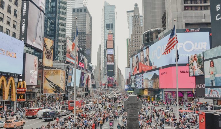 The Impact of High-Traffic Area Advertising on Brand Awareness