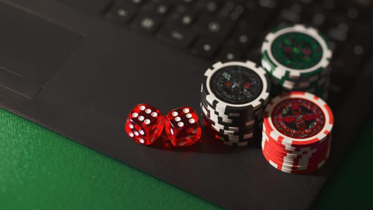 Intersection of Poker and Technology