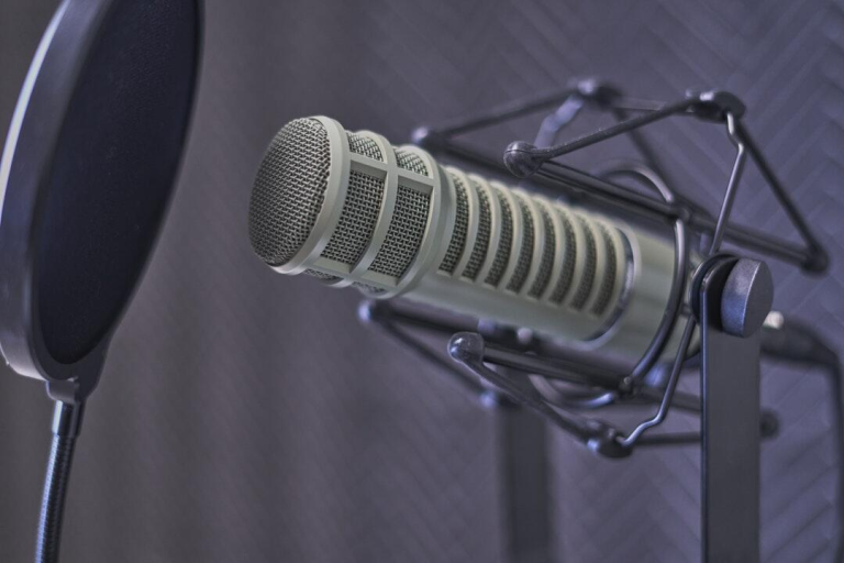8 Crucial Skills for Freelancer Remote Jobs in the Podcasting Industry