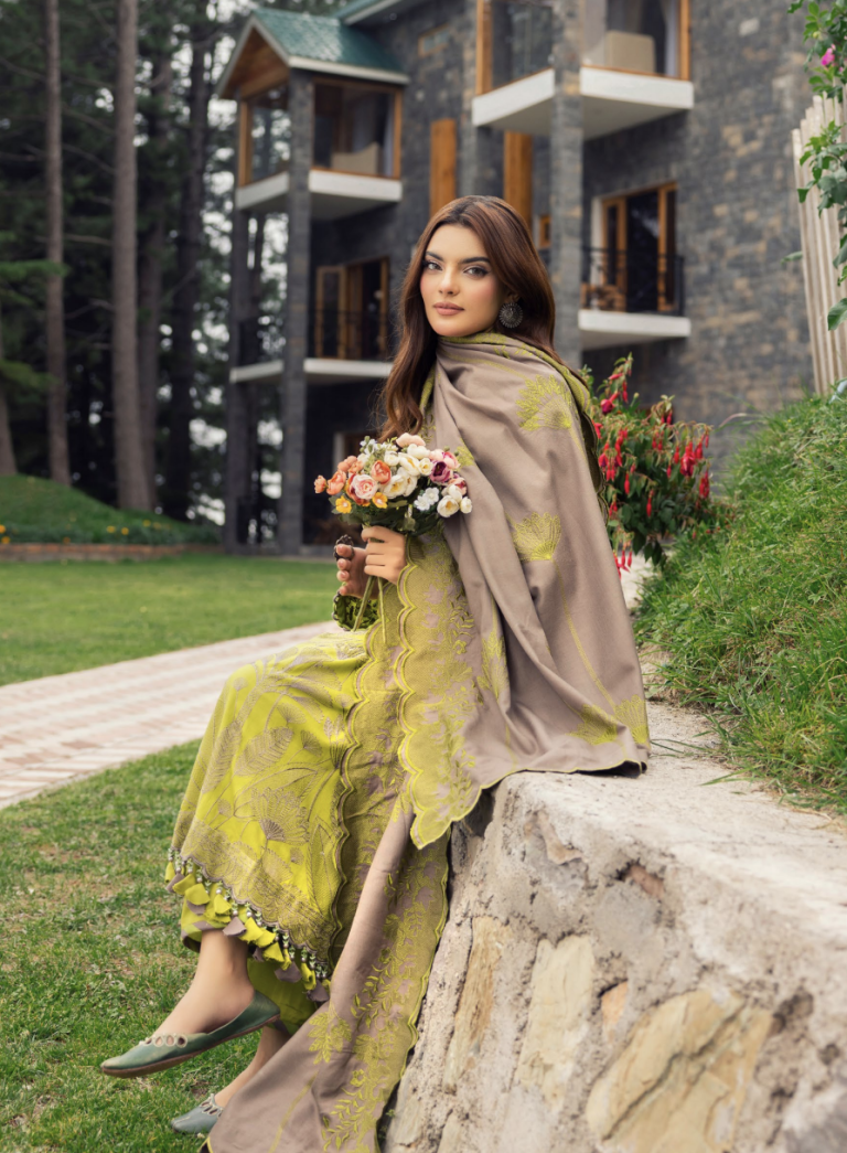 The Ultimate Destination for Pashmina Wool Trendy Outfits This Winter